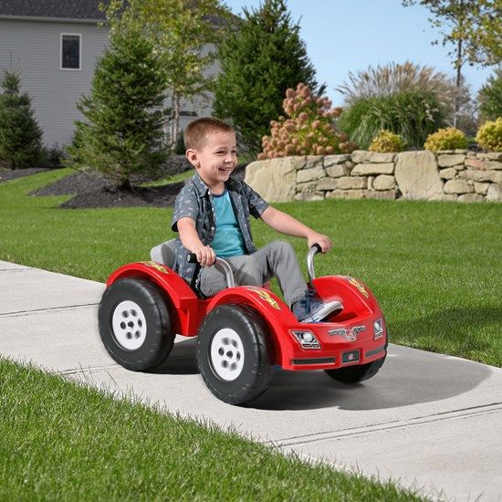 Step2 Zip N Zoom Pedal Car Red 490199