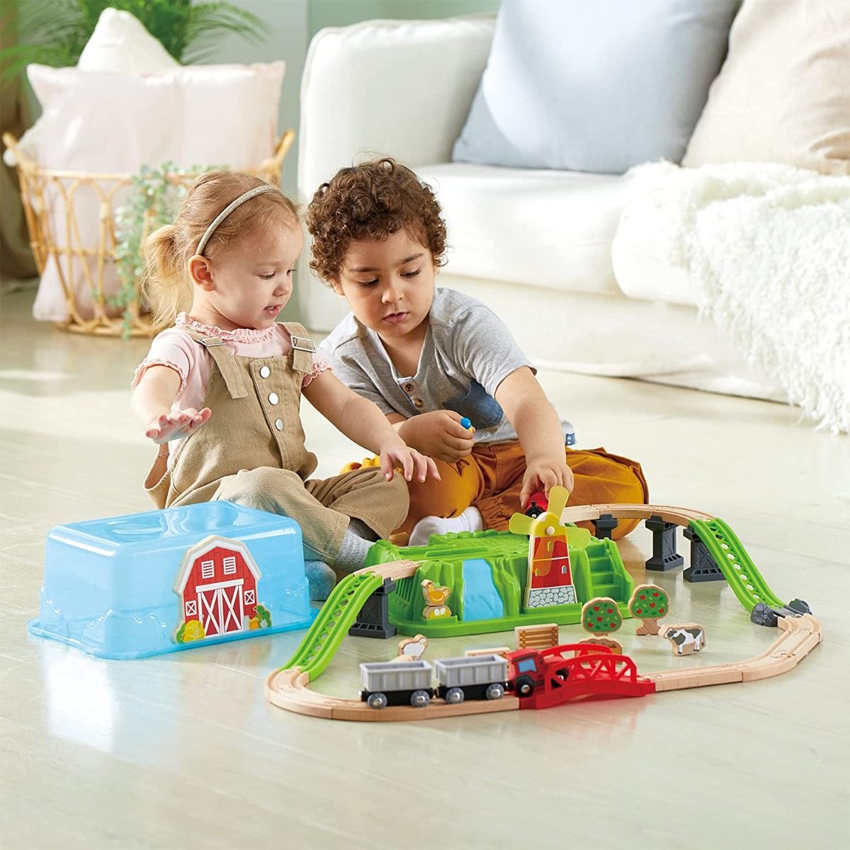 Countryside Train Bucket Railway Set - 41 Pieces