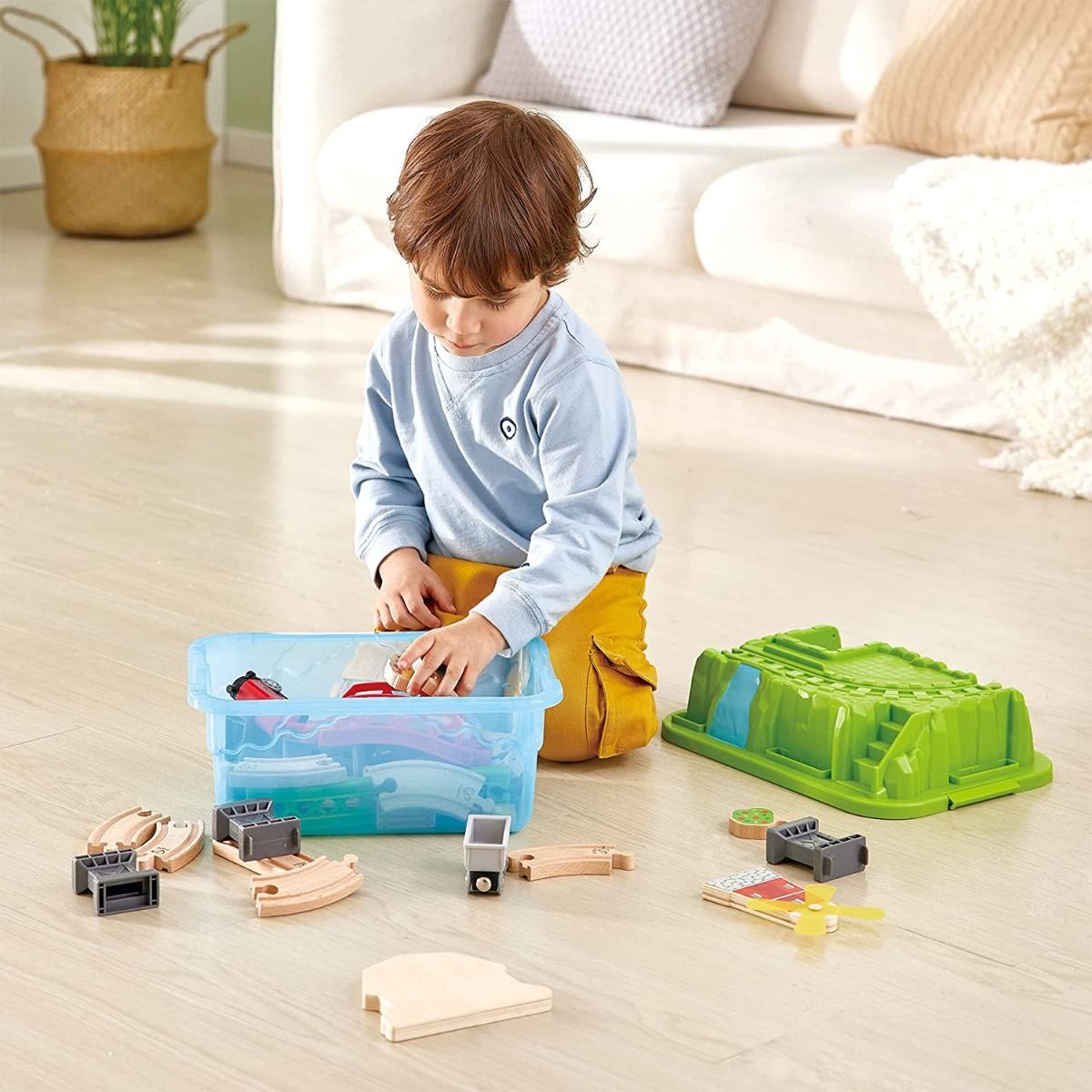 Countryside Train Bucket Railway Set - 41 Pieces