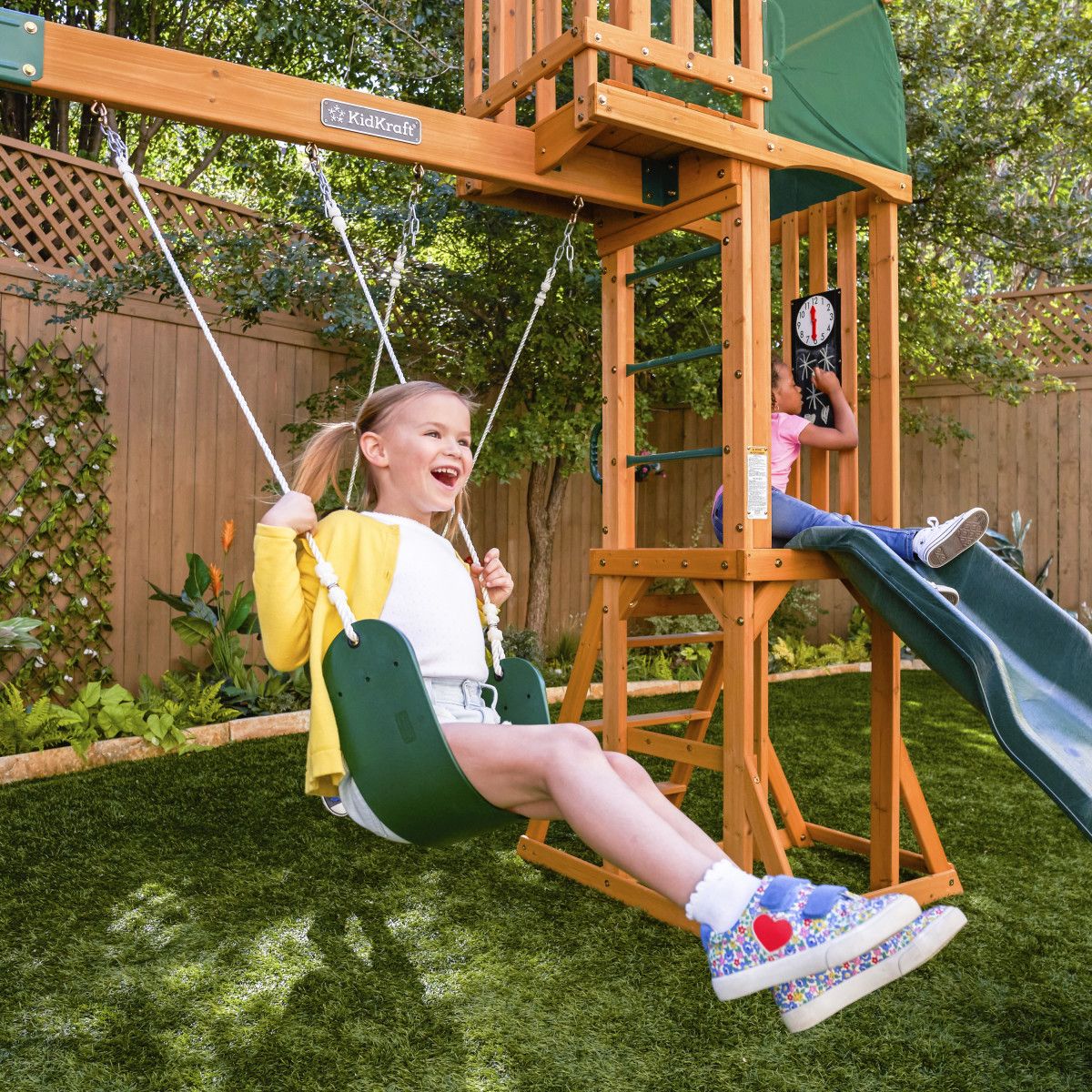 Kidkraft Hawk Tower Swing Set F29560