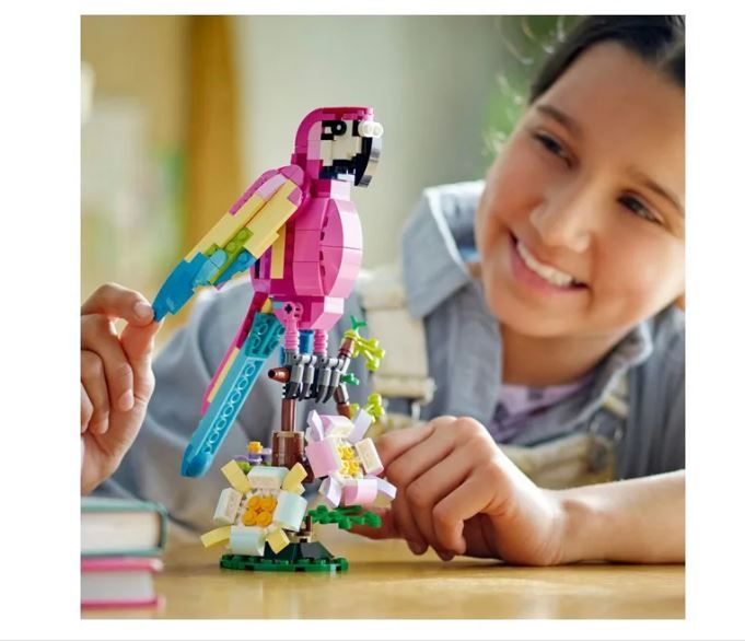 LEGO Exotic Pink Parrot 6442319/31144